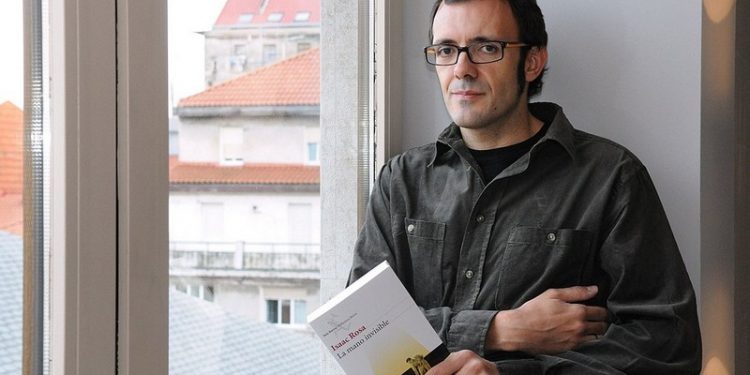 El sevillano Isaac Rosa, premio Biblioteca Breve 2022 1 isaac rosa escritor sevillano