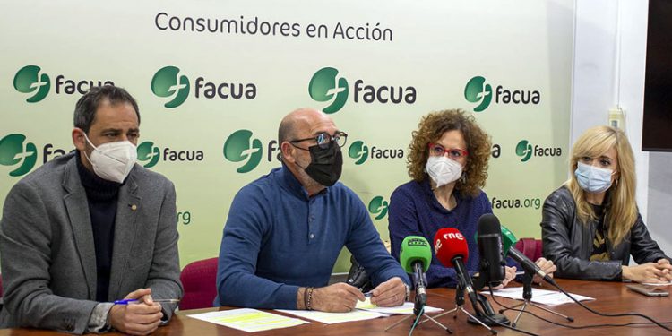 FACUA se suma a la movilización del 19 de febrero en defensa de la sanidad pública 1 FACUA se suma a la movilización del 19 de febrero en defensa de la sanidad pública
